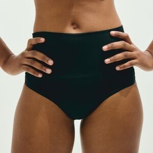 H&M Seamless Black Thong Panties Set of 2 | Size M | Tummy Control